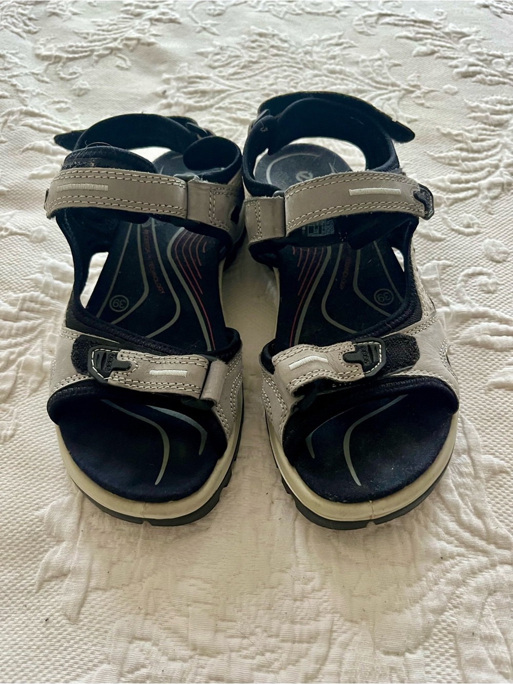 ECCO Offroad
Women's Nubuck Yucatan Walking Sandal